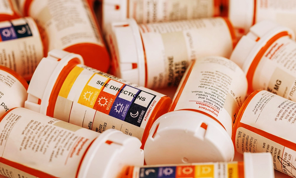 gdp-training-products-unlicensed-medicines-plastic-bottles-drugs-bundle