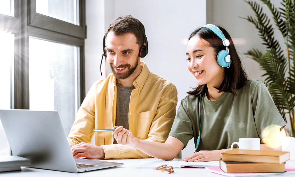 GDP Training - Online GDP Webinar GDP RPs Management - Two friends attending webinar online